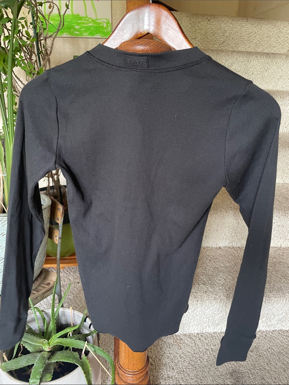 Skims Black Ribbed Henley Long-Sleeve Top - Picture 3 of 6